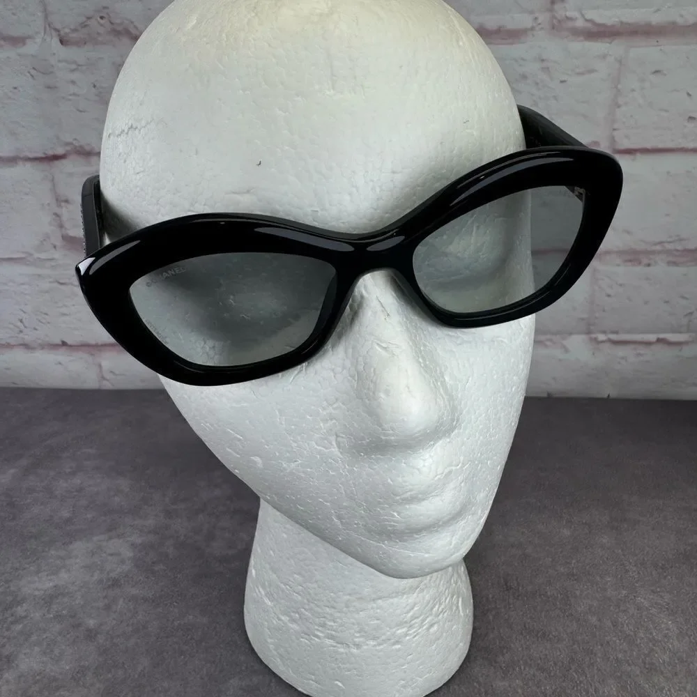 Chanel Cat Eye Black Sunglasses 71668A